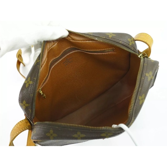 Authentic Louis Vuitton Jeune Fille Monogram Canvas Crossbody Bag - Picture 9 of 16